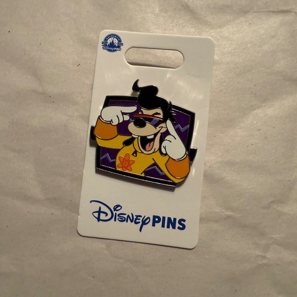 Disney Parks Powerline Max Pin 2025 Goofy Movie - Picture 1 of 2